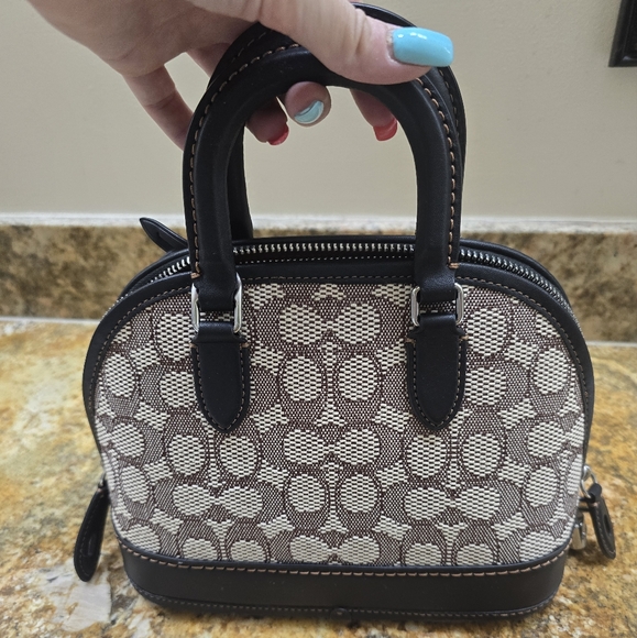 Coach Black and White Women's Handbag - Picture 3 of 6